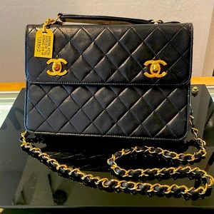 Chanel black Mutelasse double turn lock handbag